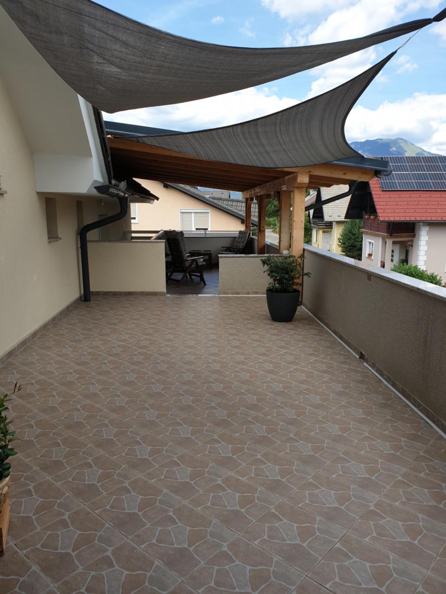 קראנז' Dezman Apartments & Rooms מראה חיצוני תמונה